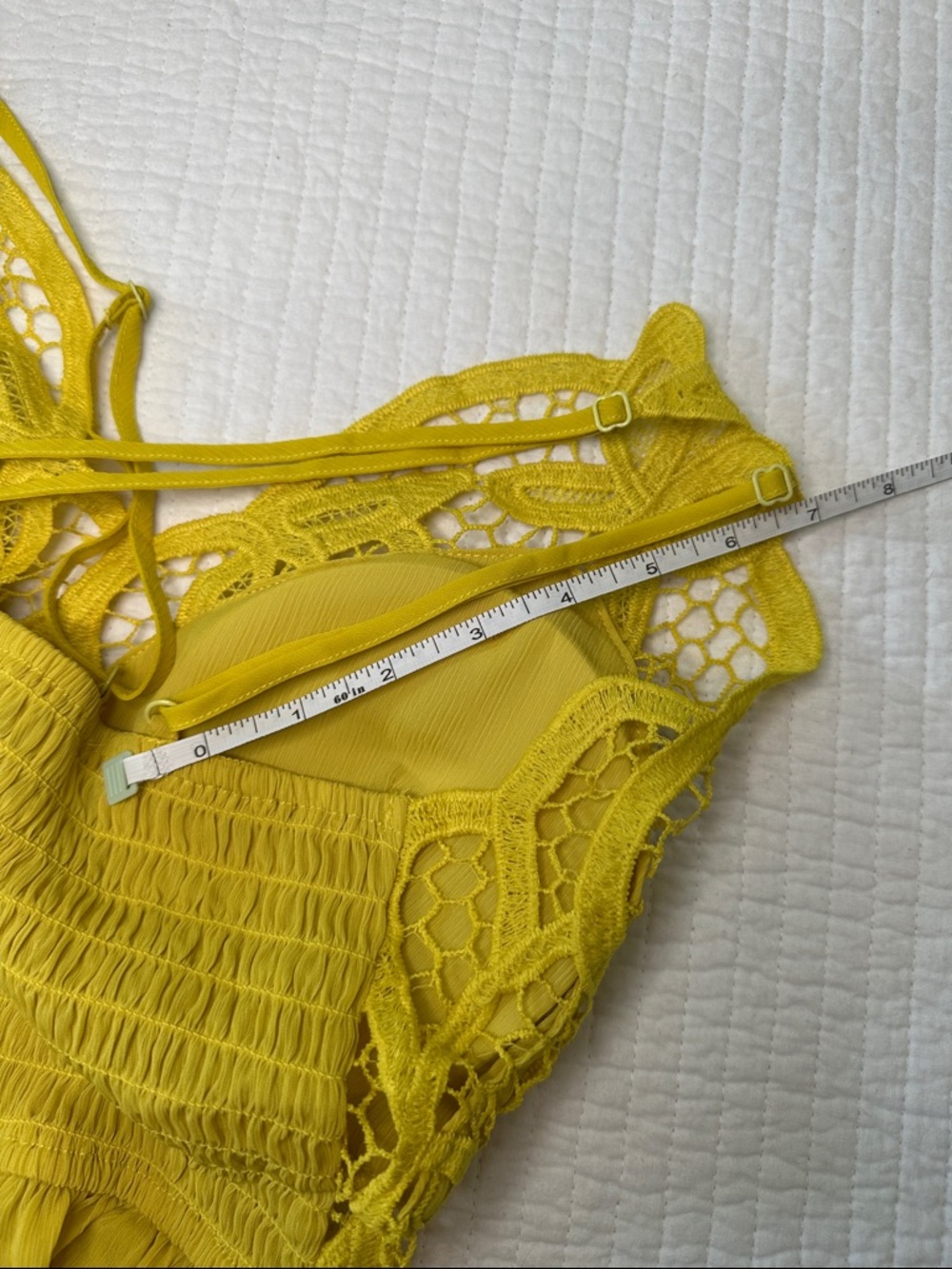 Lulumari Yellow Crocheted Lace Tank Top Size Small - Picture 10 of 10